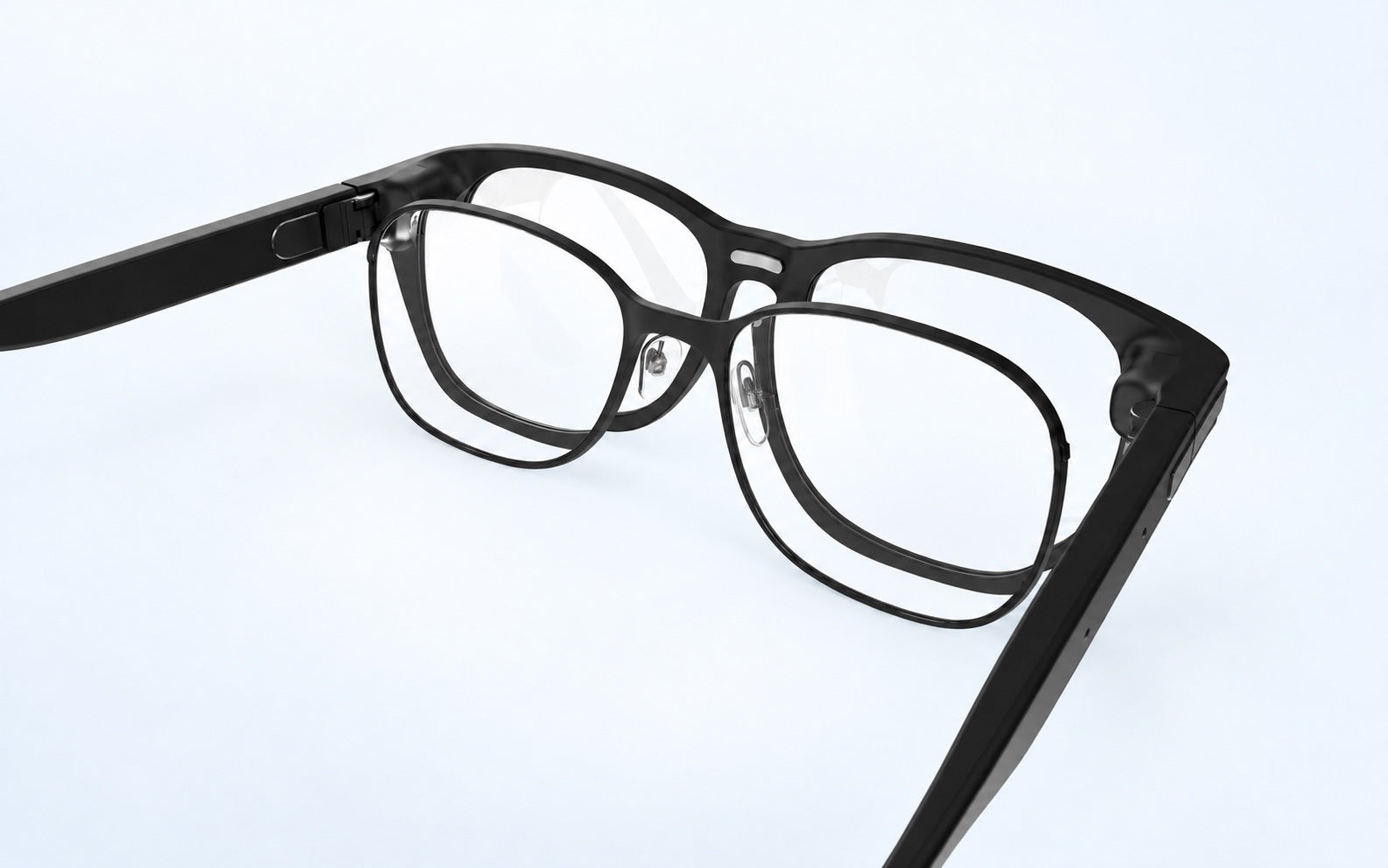 Prescription lens insert fitted inside the AR99 platform reference frame